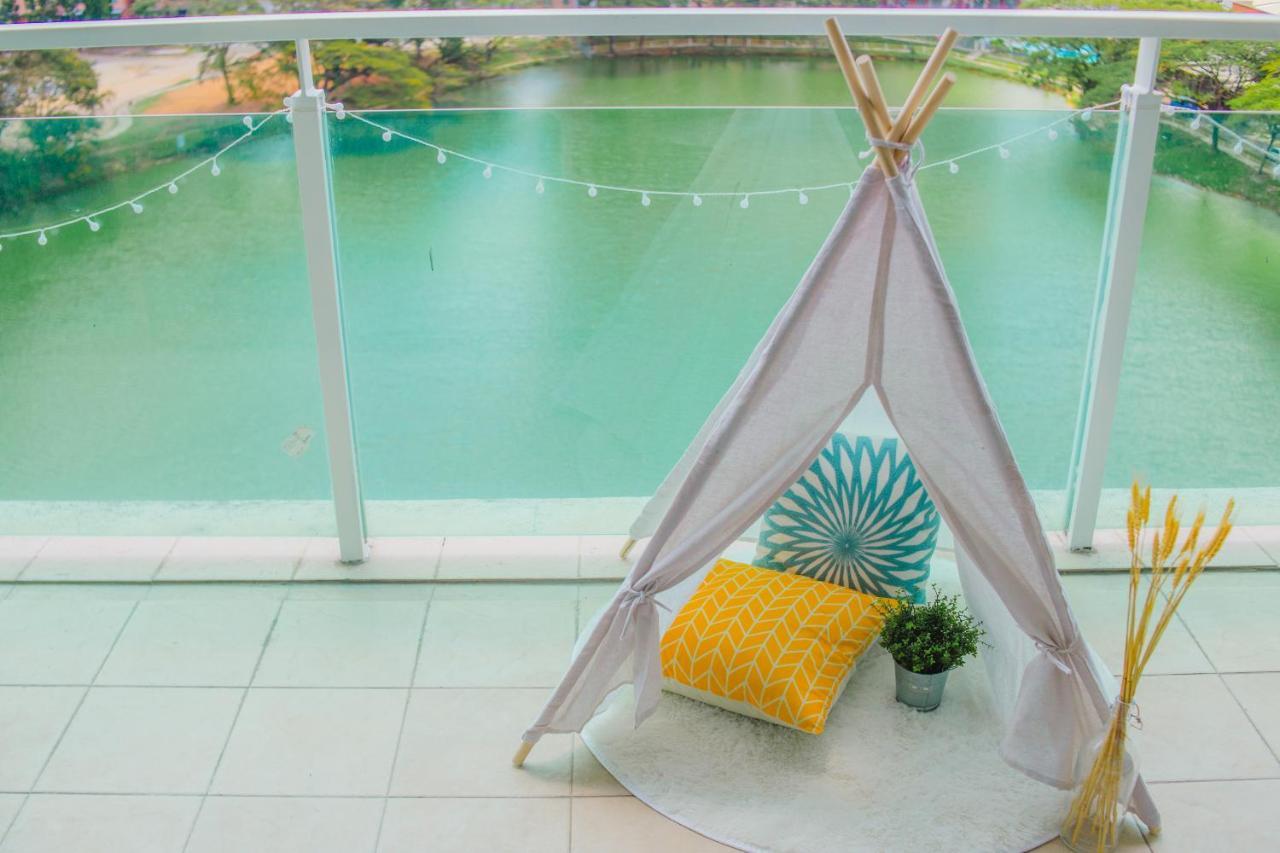 -lake View- Mount Austin Ikea Toppen 10 Mins - B108 Apartemen *