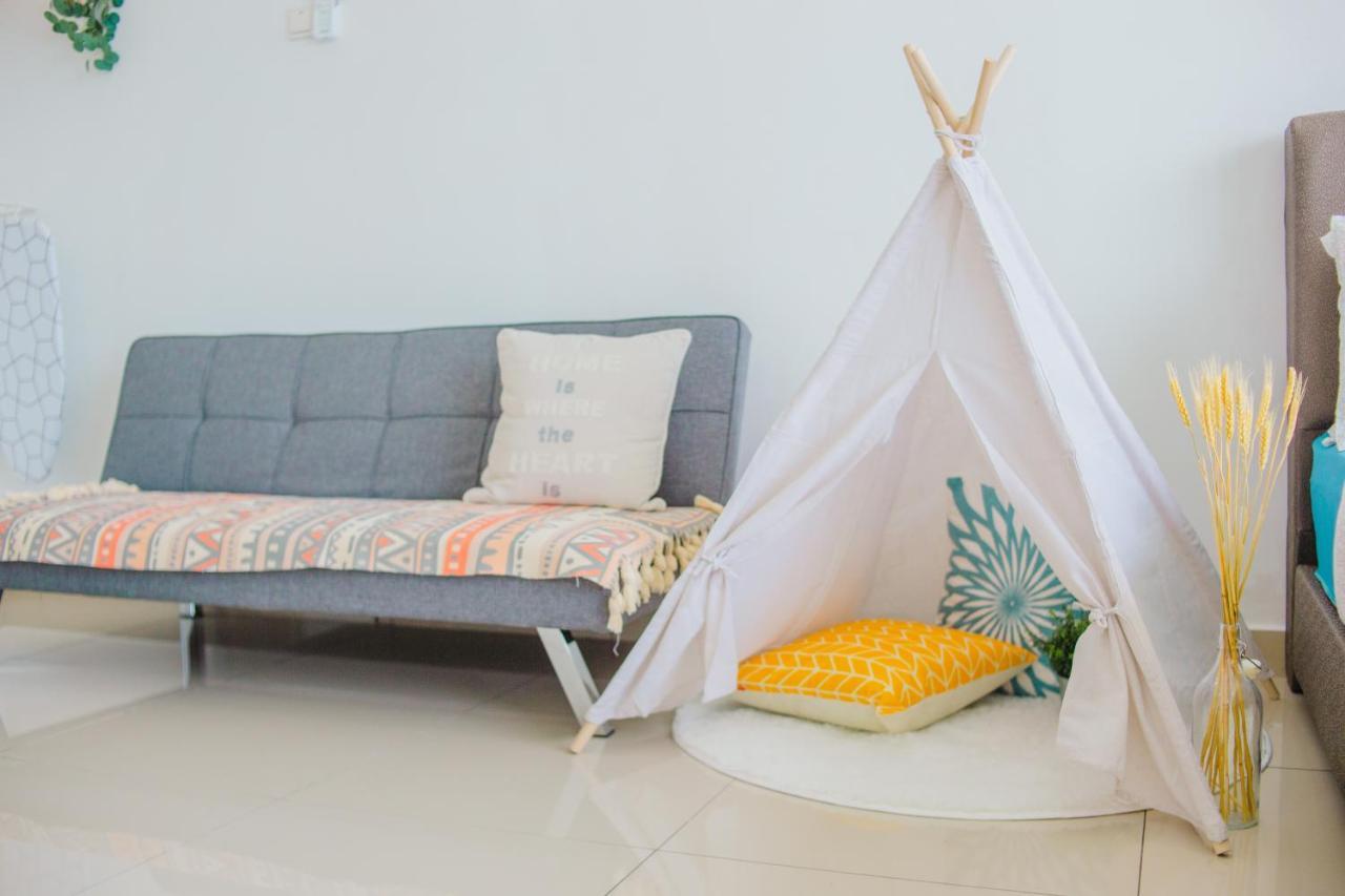 -lake View- Mount Austin Ikea Toppen 10 Mins - B108 Apartemen